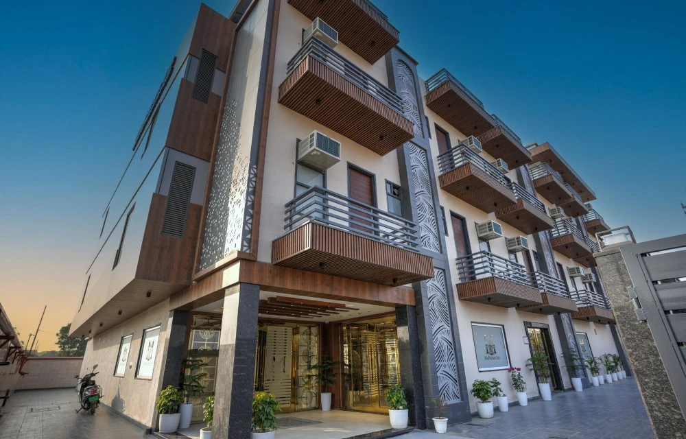 Madhuram Inn About us Image-1
